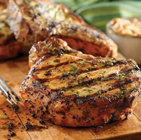 Grilled Pork Chops with Basil-Garlic Rub